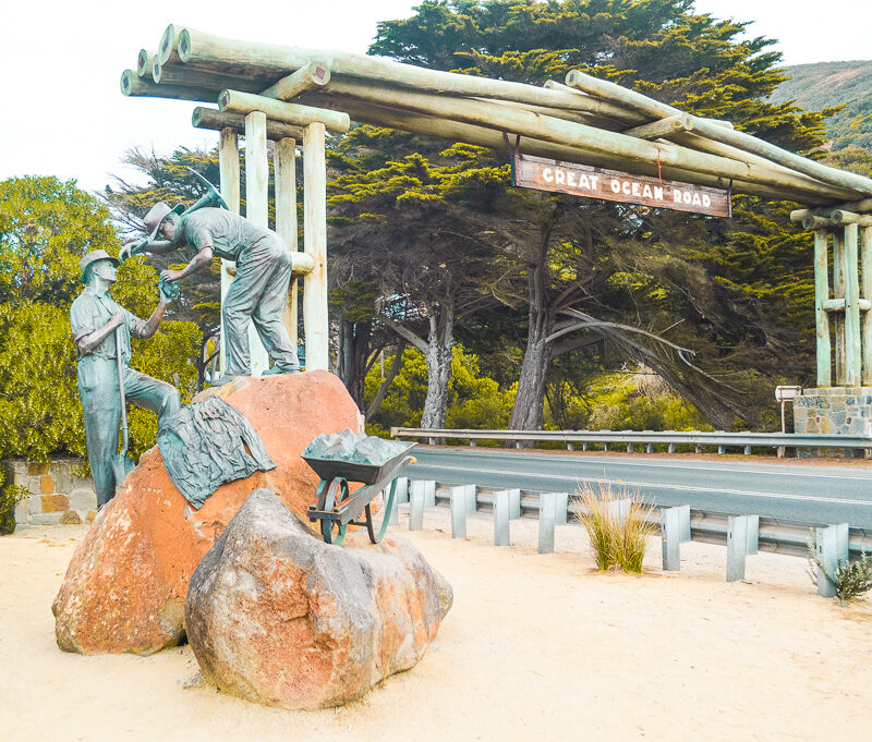 Visiting the Great Ocean Road on a day trip from Melbourne